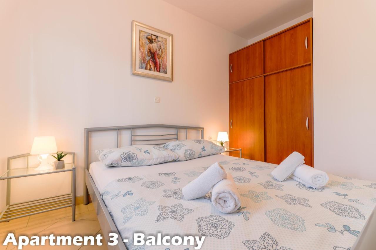 Apartments Juric เวอร์ซาร์ ภายนอก รูปภาพ