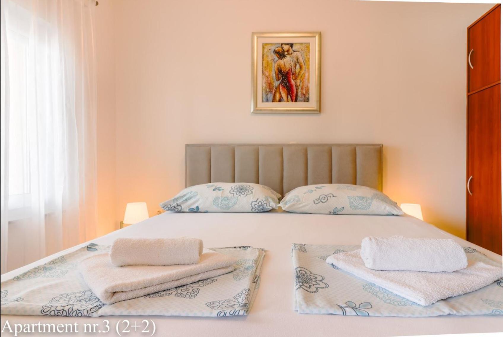 Apartments Juric เวอร์ซาร์ ภายนอก รูปภาพ