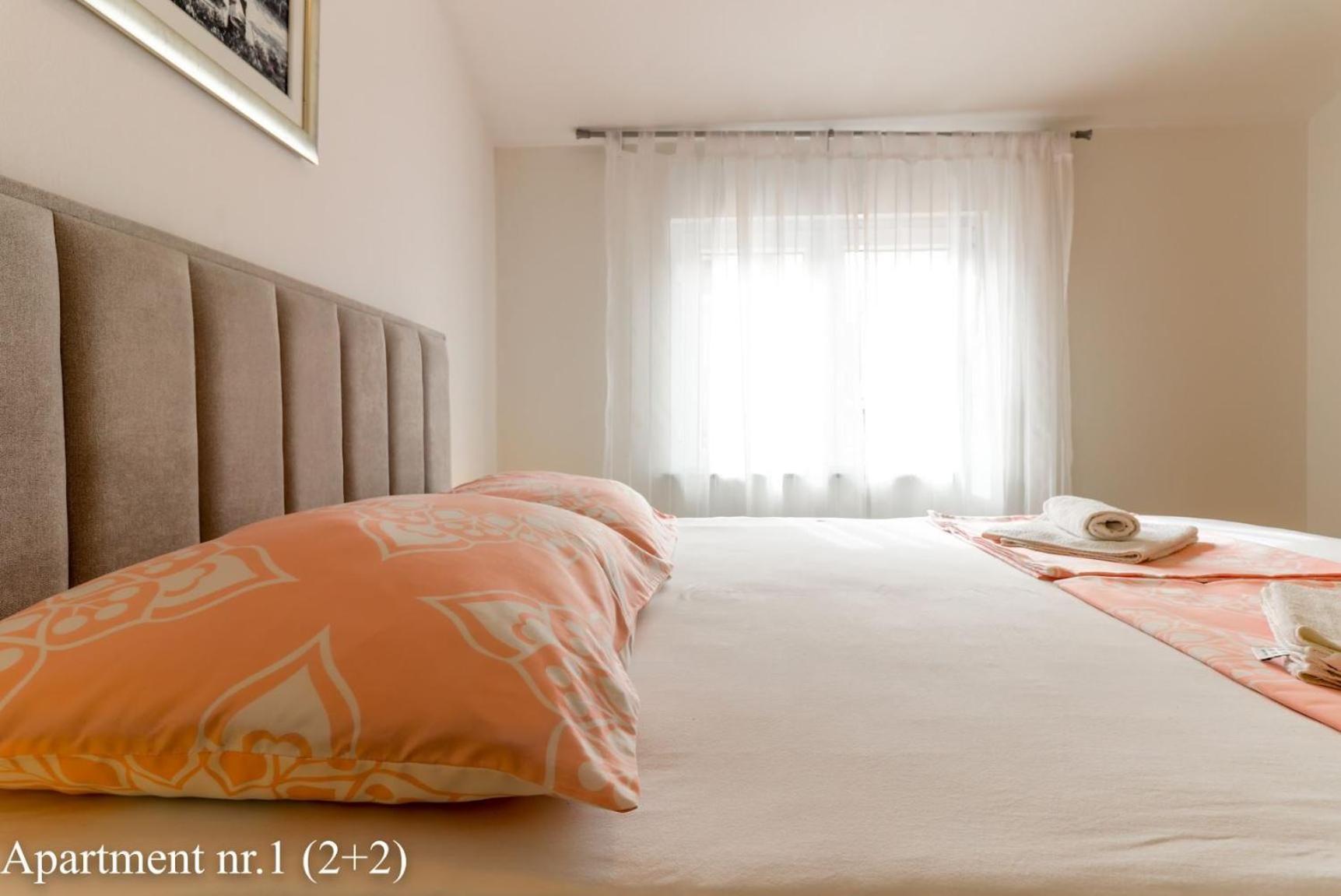 Apartments Juric เวอร์ซาร์ ภายนอก รูปภาพ
